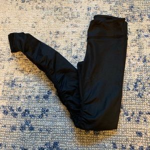 Alo “idol” ruched legging size S